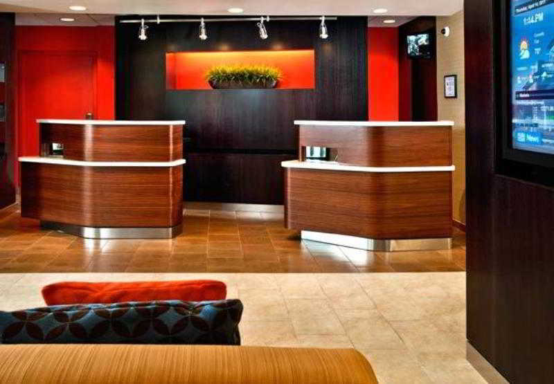 Courtyard By Marriott Феєтвілл Екстер'єр фото